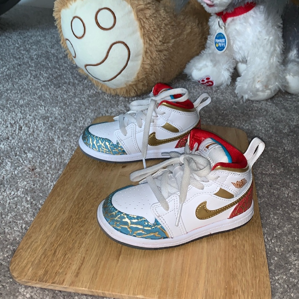 Jordan 1 Mid SS "Sneaker School​" Toddler Kids' Shoe